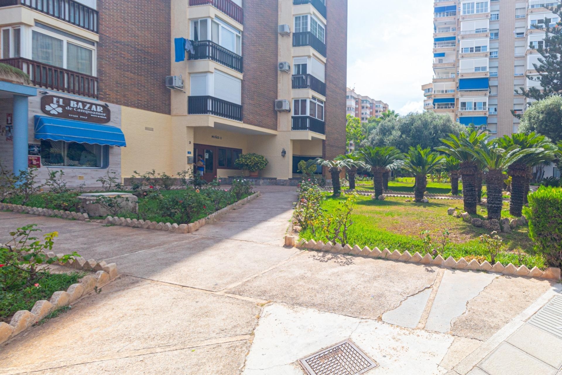 Revente - Appartement -
Orihuela Costa - Campoamor