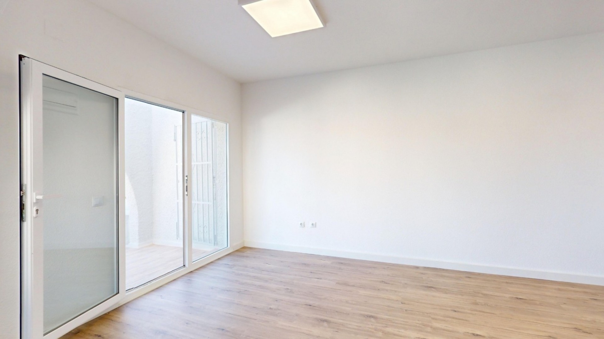 Revente - Appartement -
Orihuela Costa - Las Filipinas