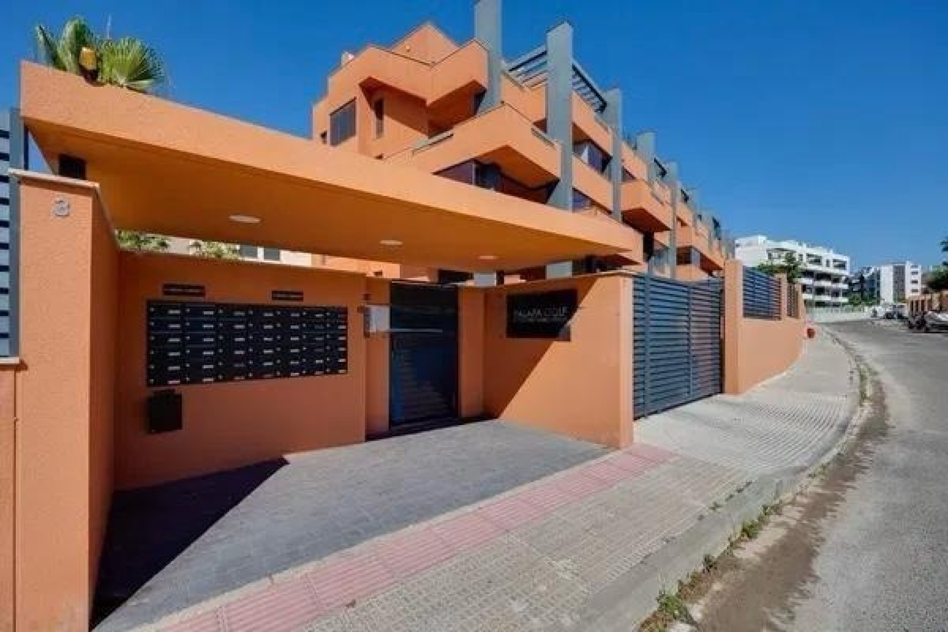 Revente - Appartement -
Orihuela Costa - Las Filipinas