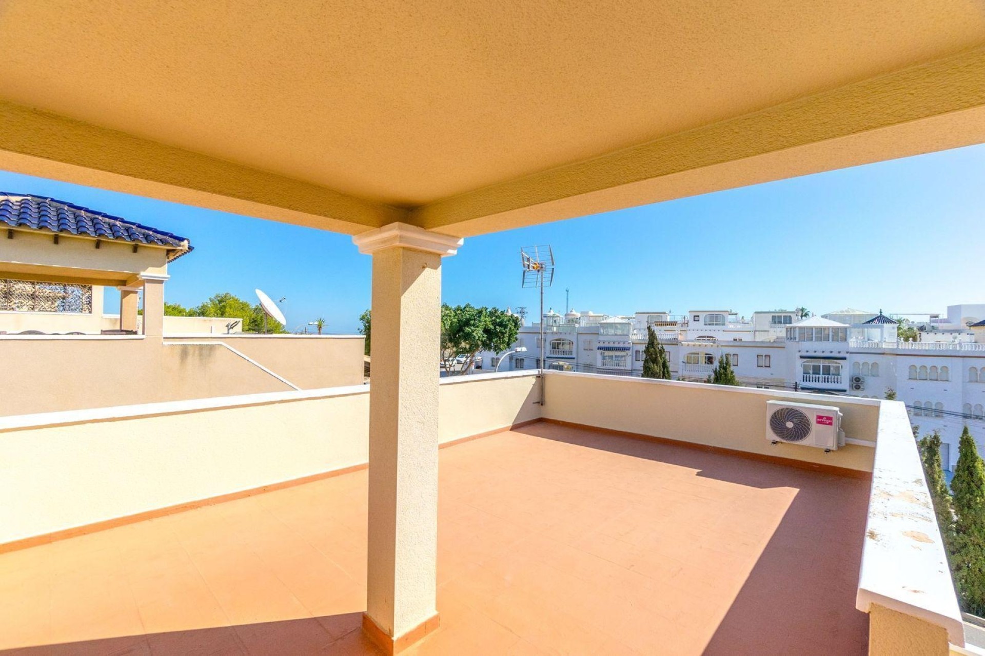 Revente - Appartement -
Orihuela Costa - Las Filipinas