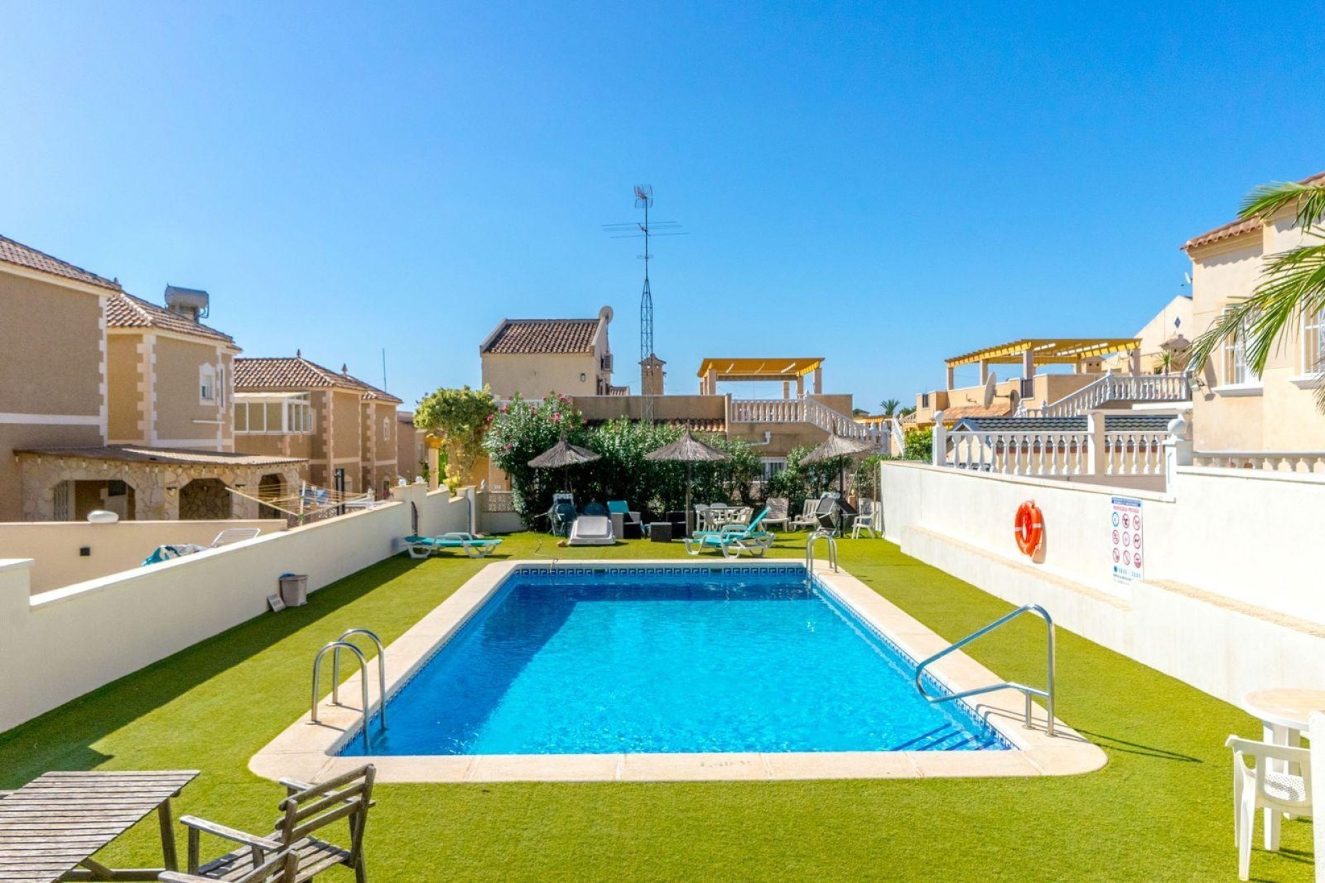Revente - Appartement -
Orihuela Costa - Las Filipinas