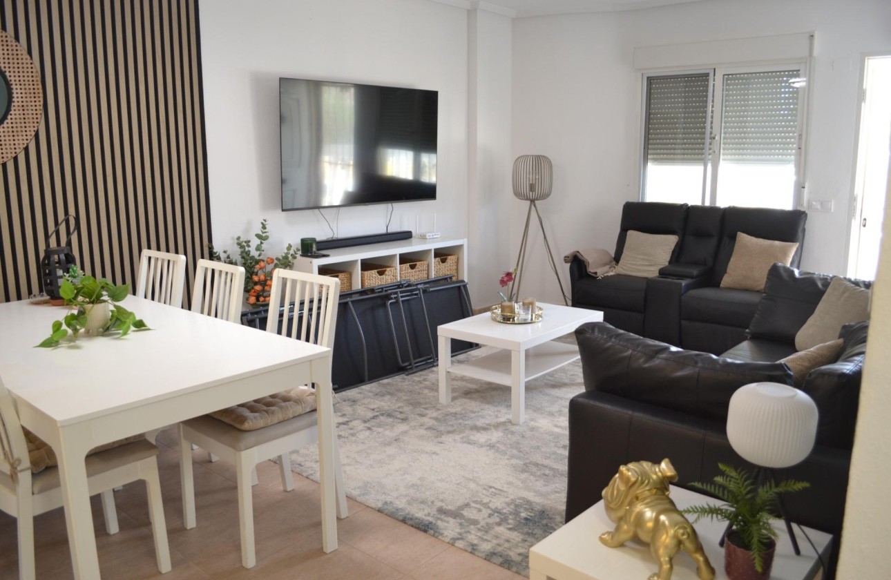 Revente - Appartement -
Orihuela Costa - Las Filipinas
