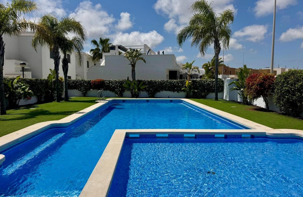 Revente - Appartement -
Orihuela Costa - Lomas de Cabo Roig
