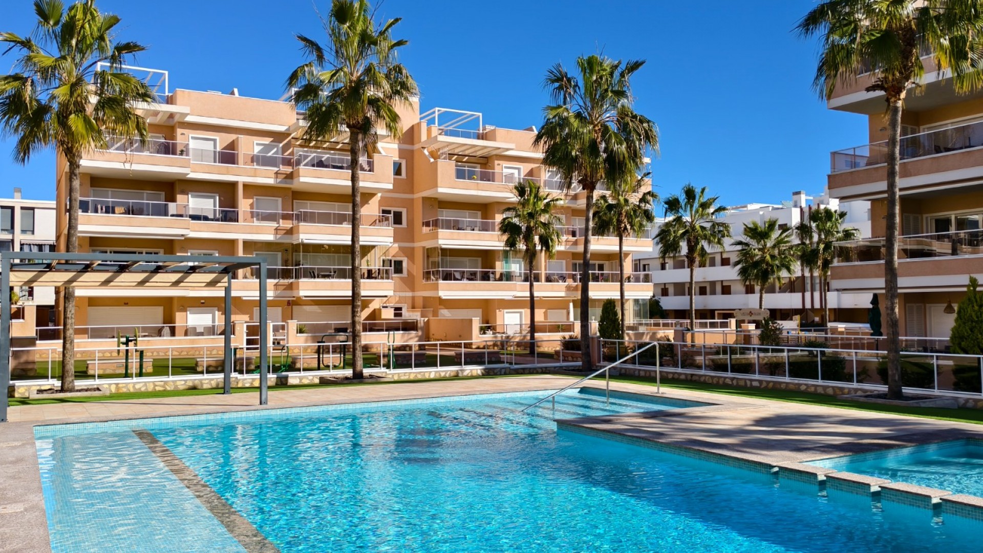 Revente - Appartement -
Orihuela Costa - Los Dolses