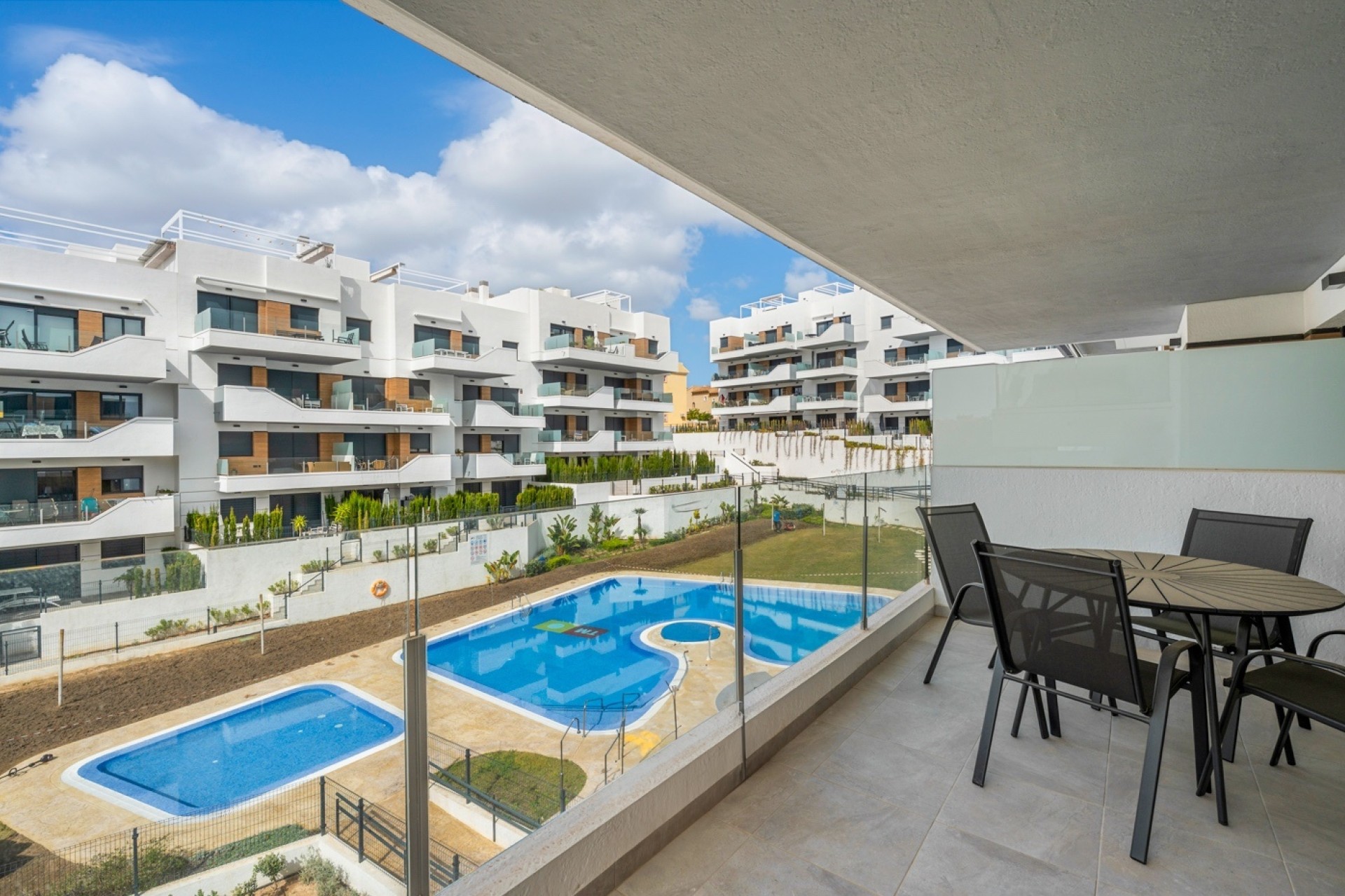 Revente - Appartement -
Orihuela Costa - Los Dolses