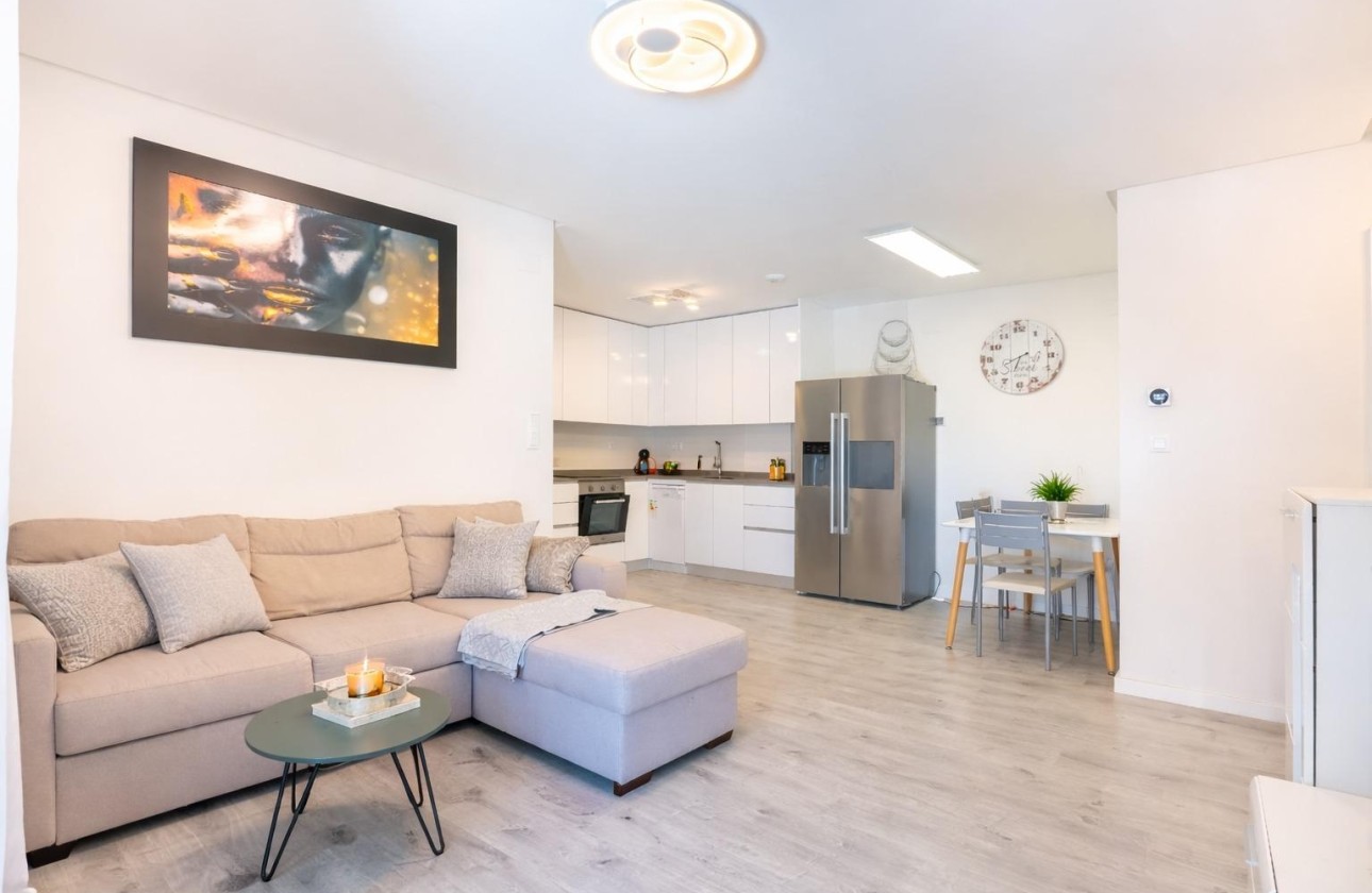 Revente - Appartement -
Orihuela Costa - Los Dolses