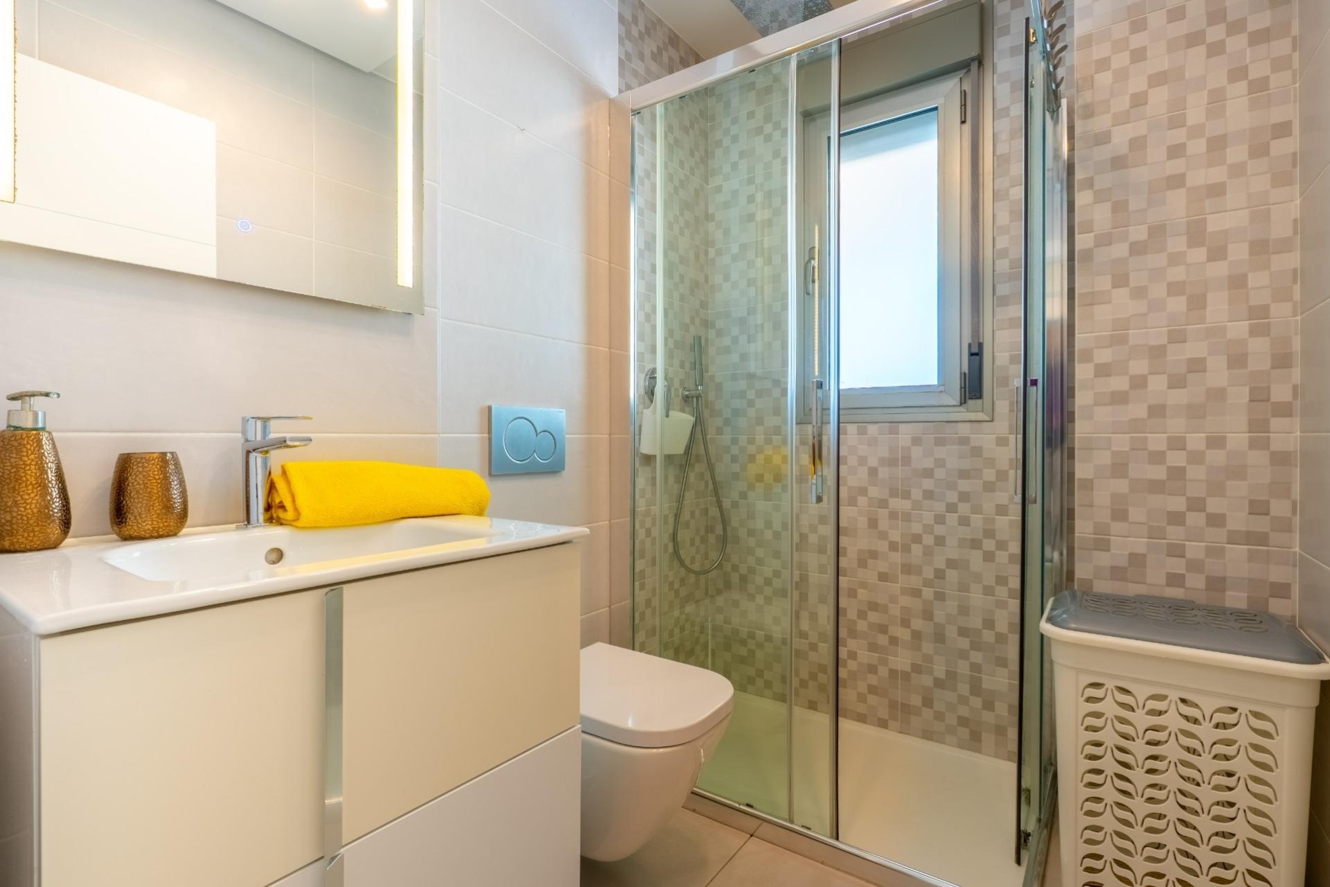 Revente - Appartement -
Orihuela Costa - Los Dolses