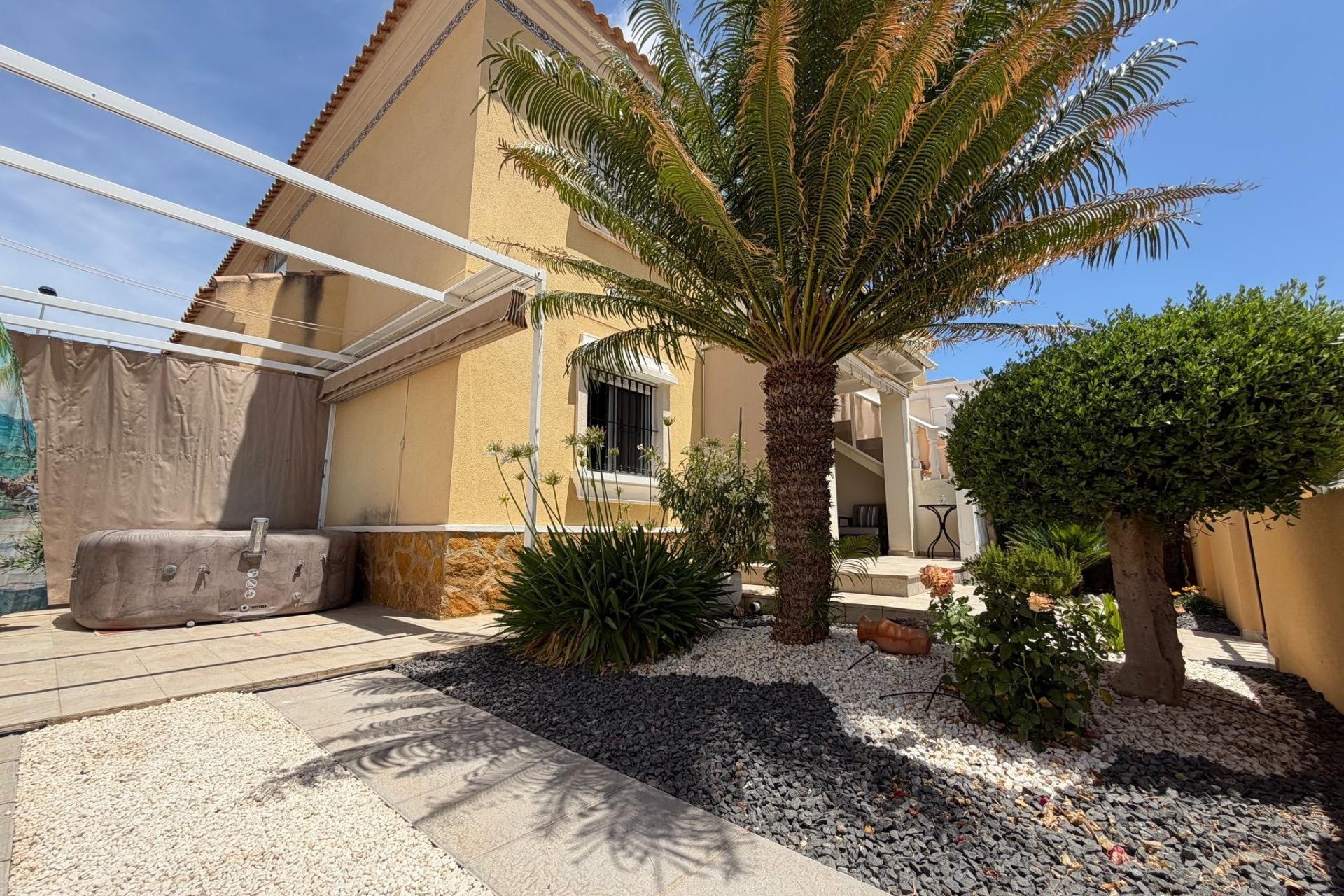 Revente - Appartement -
Orihuela Costa - Los Dolses