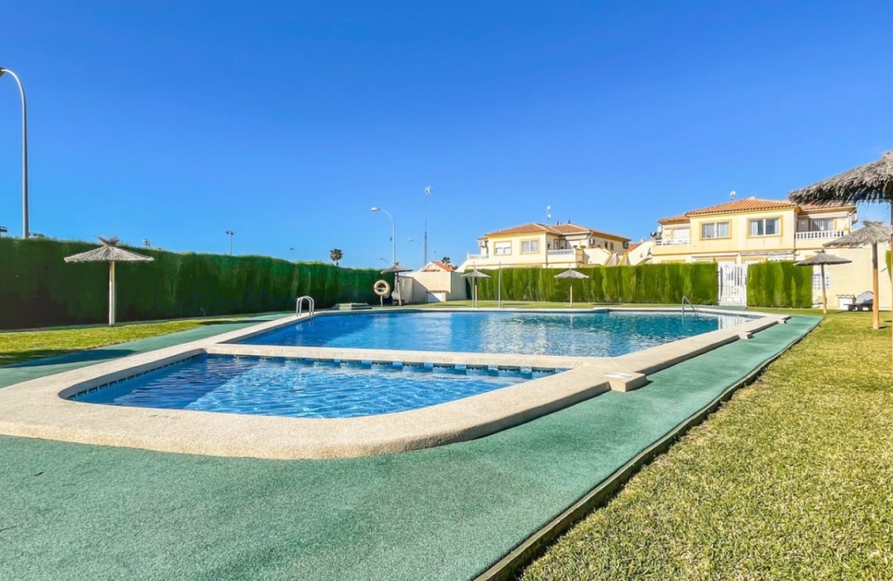 Revente - Appartement -
Orihuela Costa - Playa Flamenca