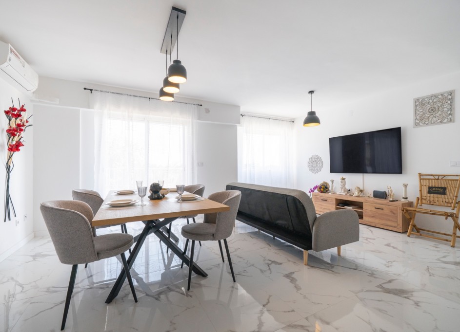 Revente - Appartement -
Orihuela Costa - Punta Prima