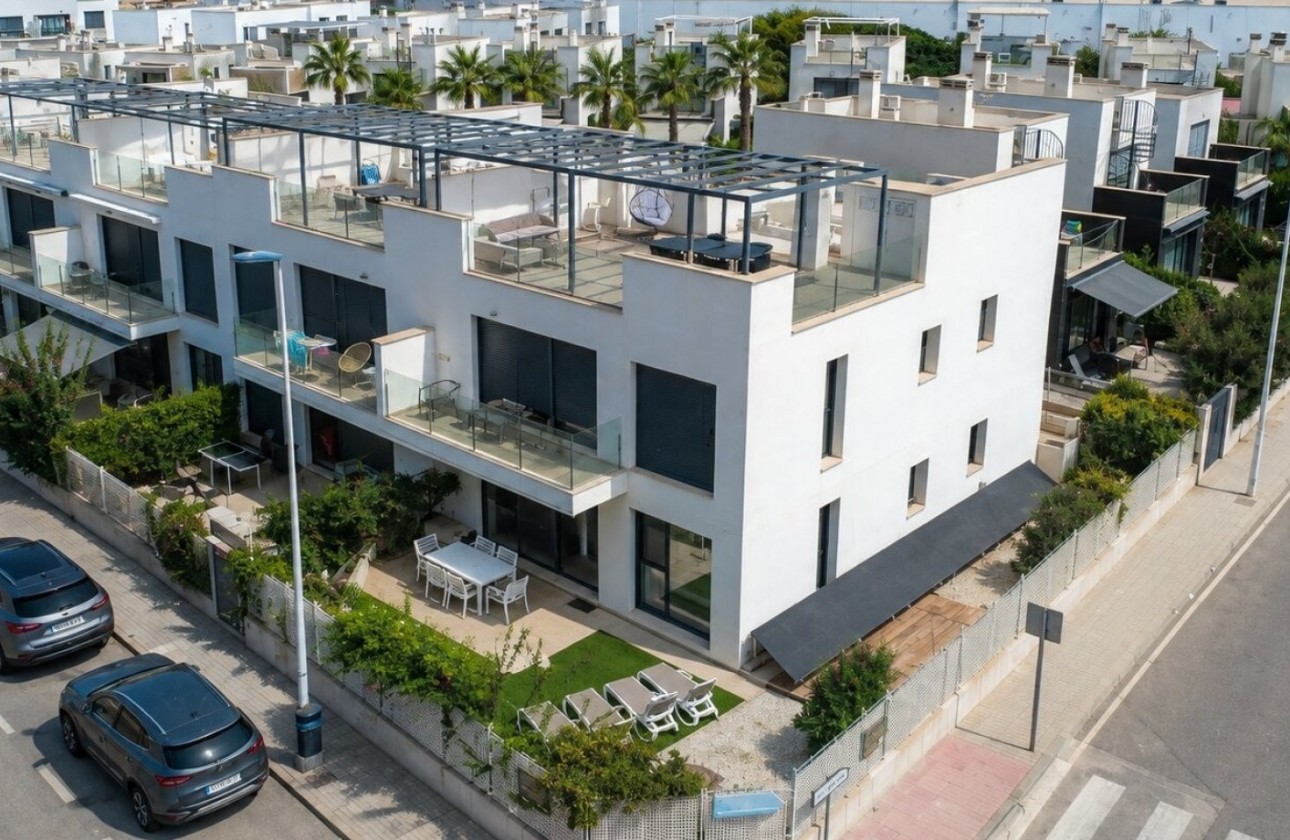 Revente - Appartement -
Orihuela Costa - Punta Prima