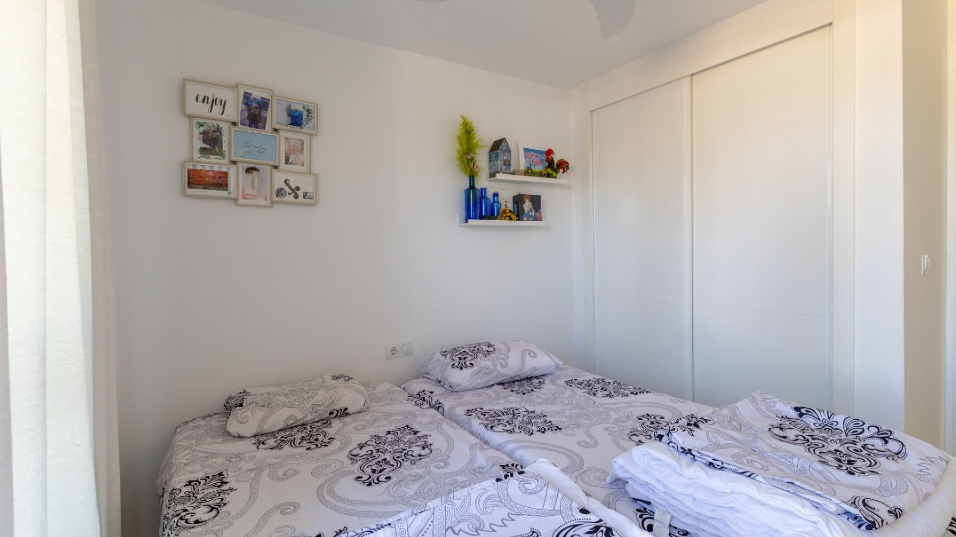 Revente - Appartement -
Orihuela Costa - Villamartín