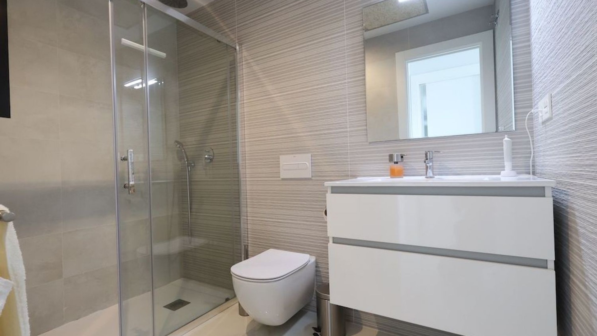 Revente - Appartement -
Orihuela Costa