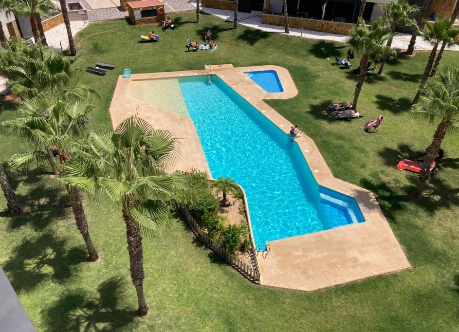 Revente - Appartement -
Orihuela Costa