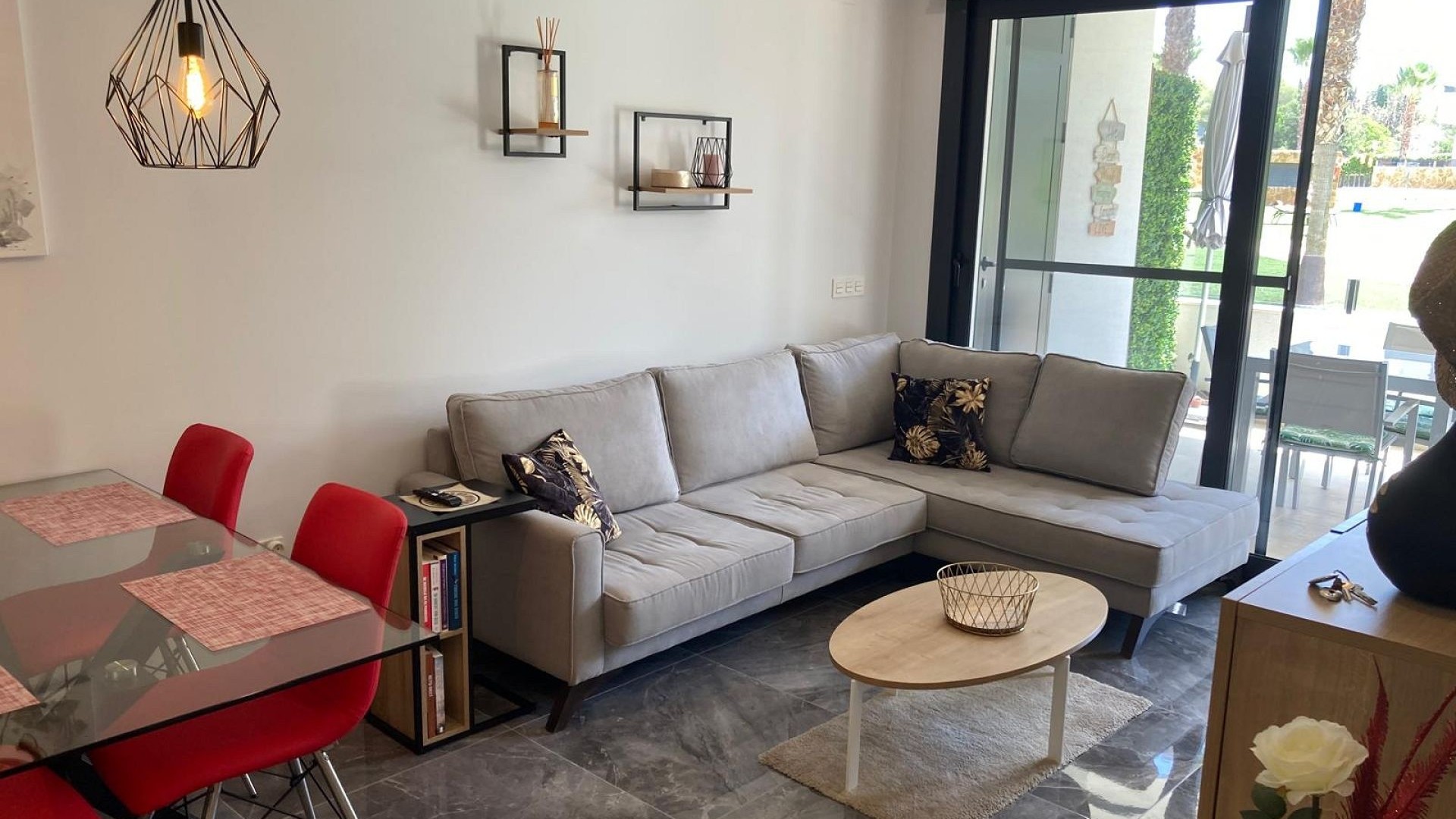 Revente - Appartement -
Orihuela Costa