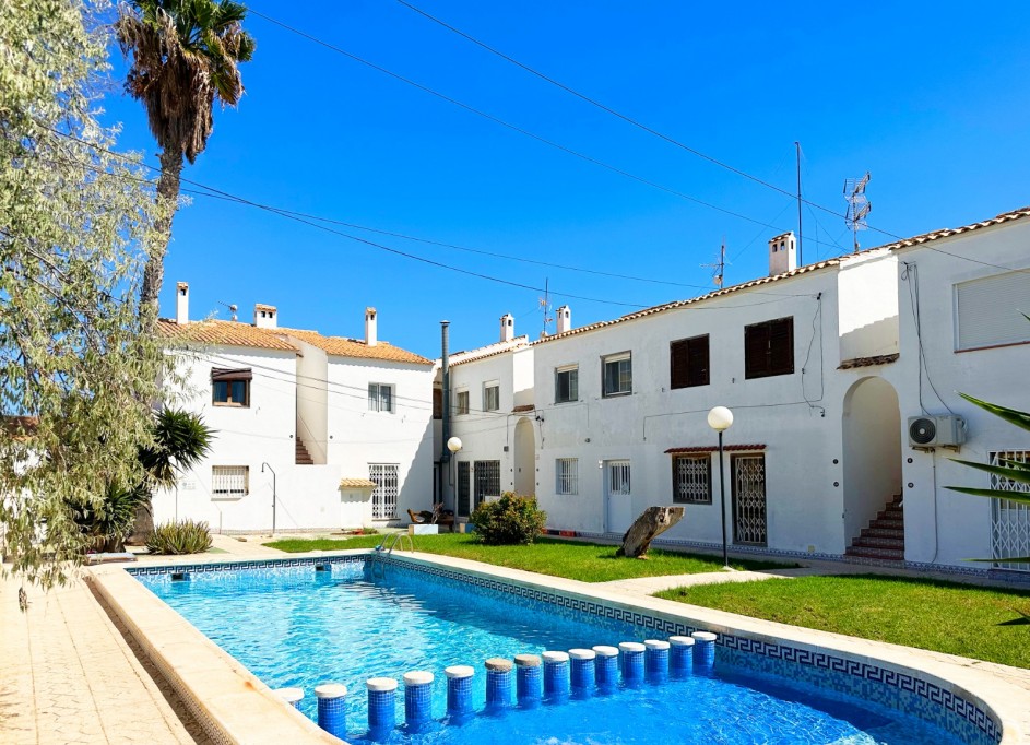 Revente - Appartement -
Orihuela Costa