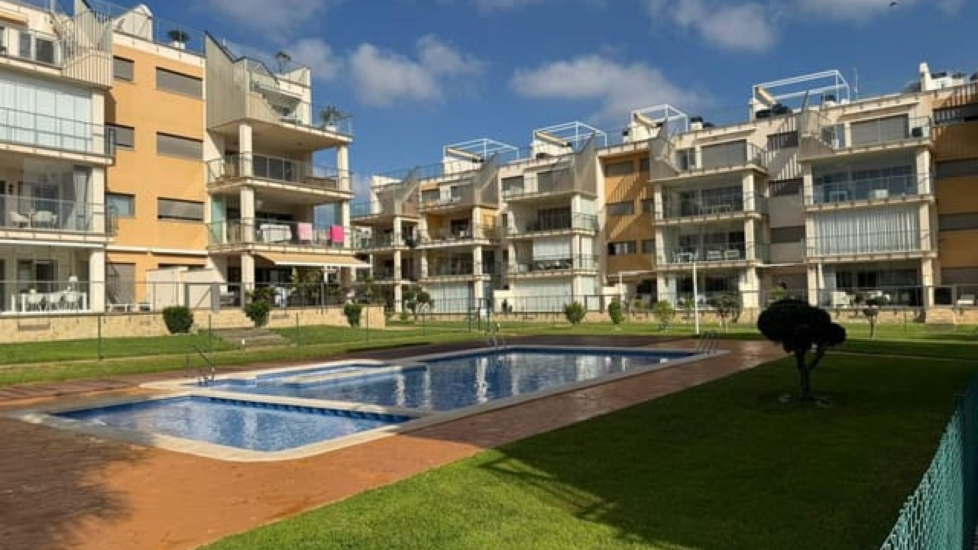 Revente - Appartement -
Orihuela Costa