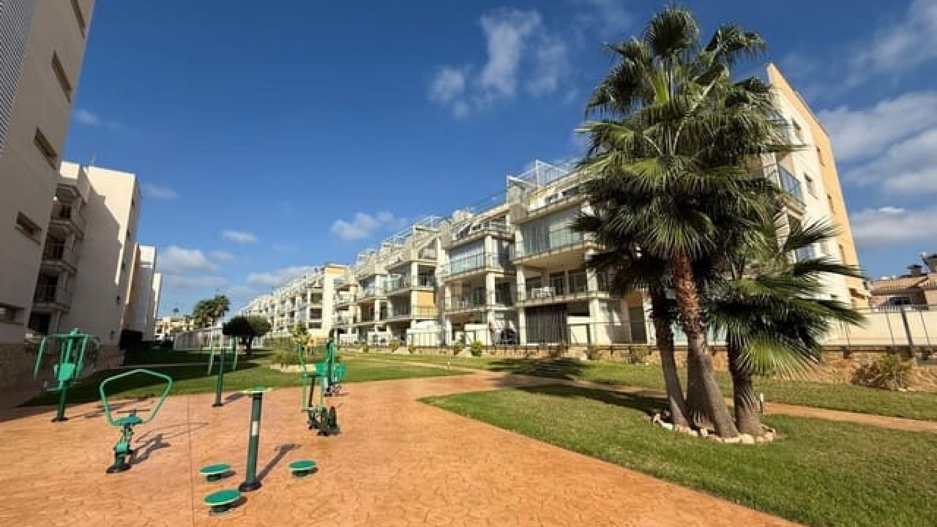 Revente - Appartement -
Orihuela Costa