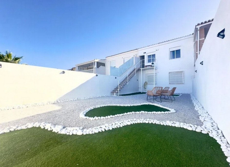 Revente - Appartement -
Orihuela Costa