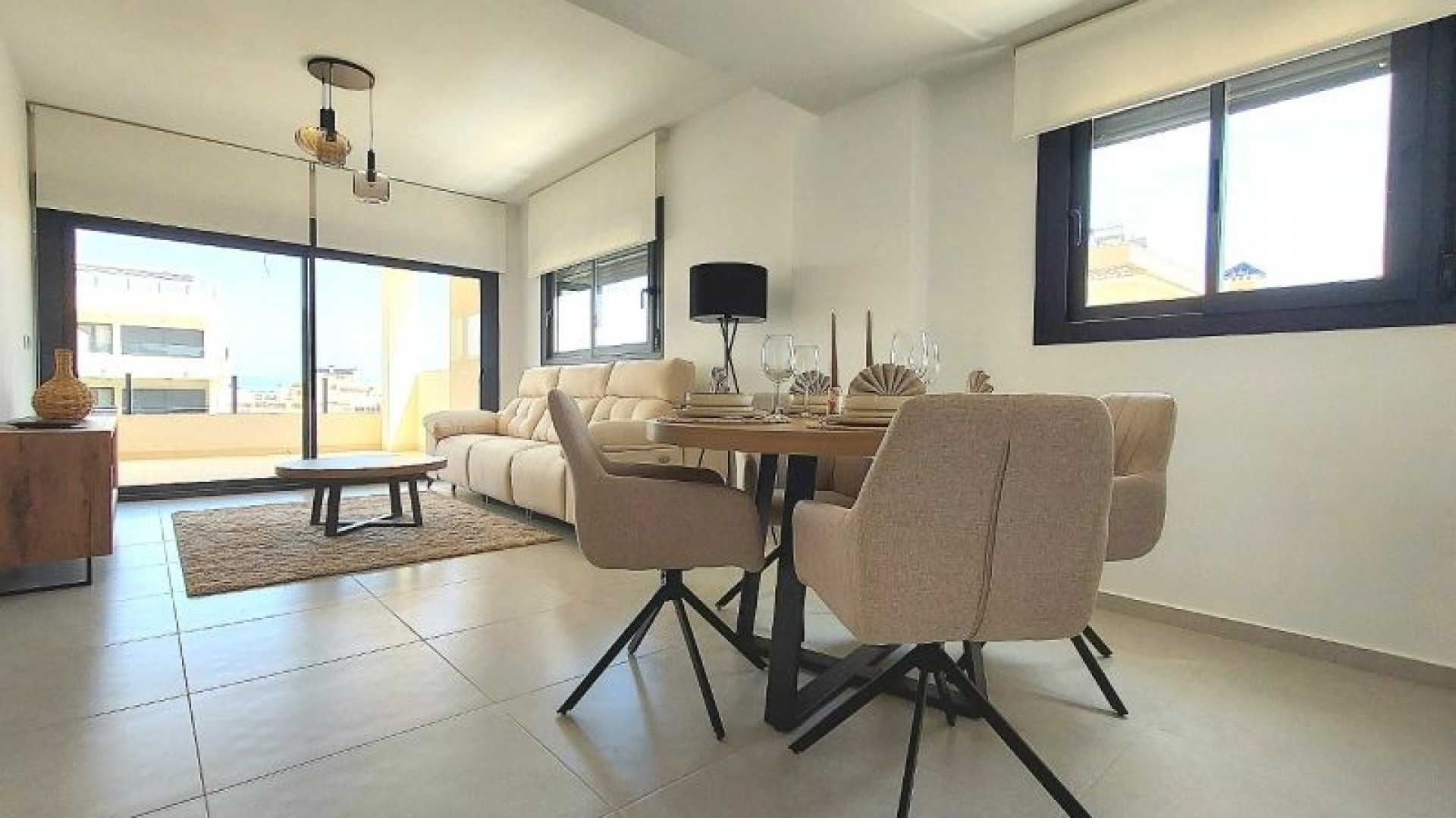 Revente - Appartement -
Orihuela Costa