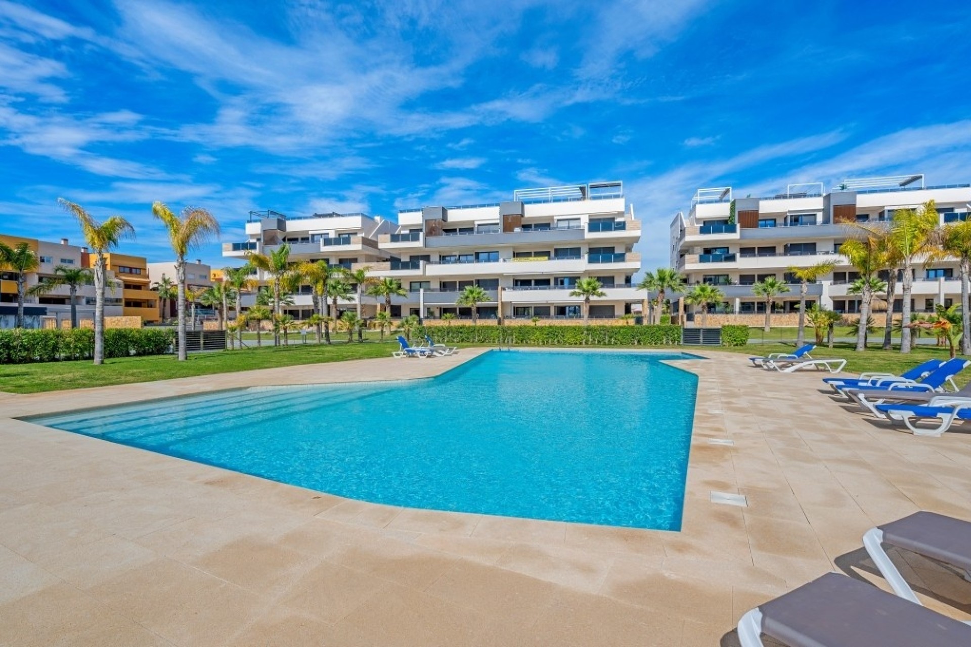 Revente - Appartement -
Orihuela Costa