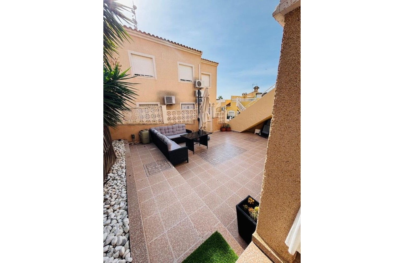 Revente - Appartement -
Orihuela Costa