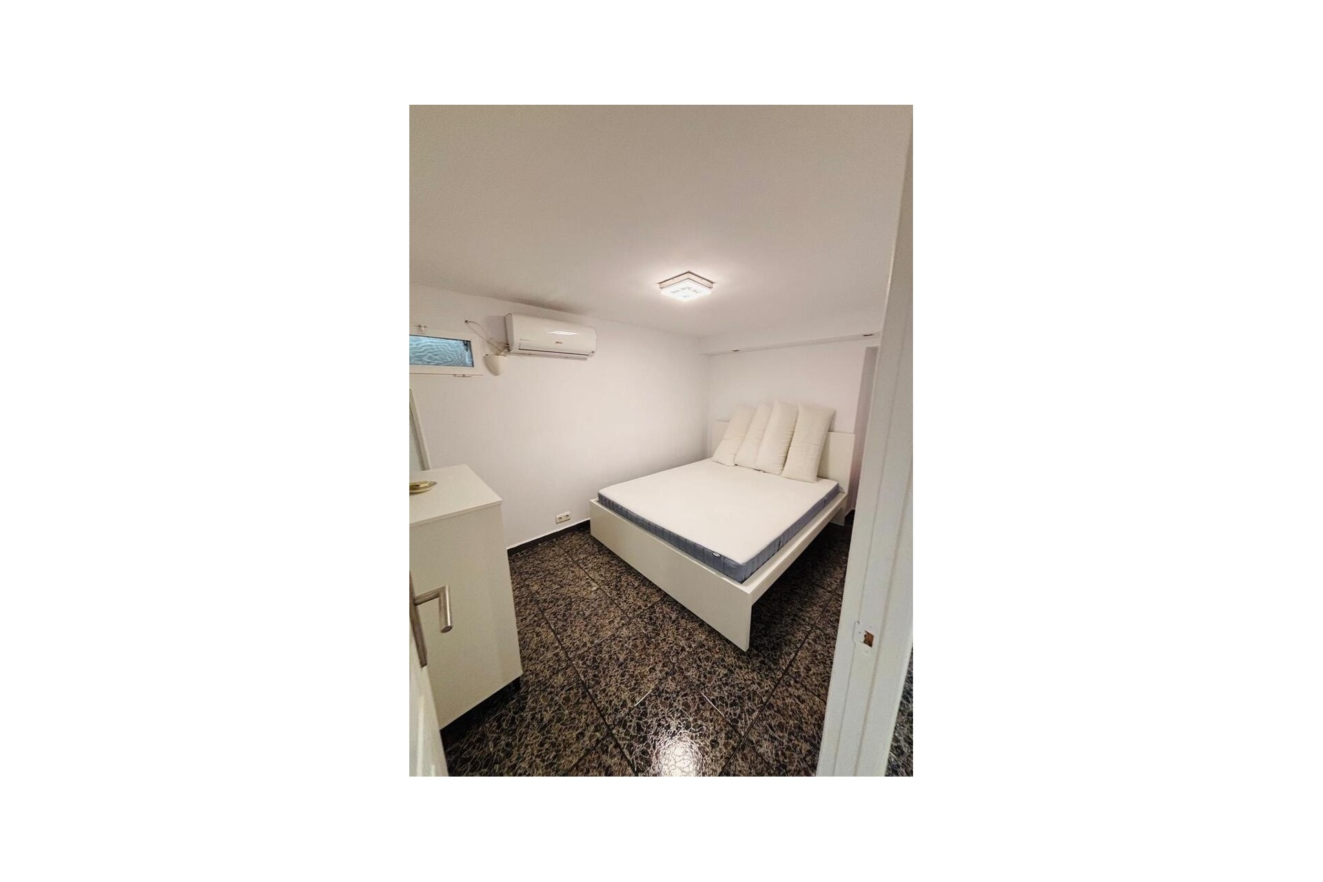Revente - Appartement -
Orihuela Costa