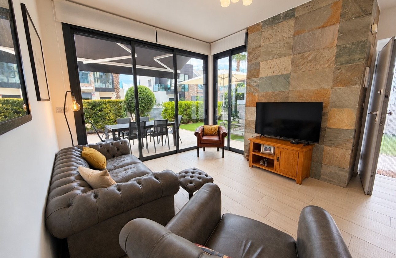 Revente - Appartement -
Orihuela Costa