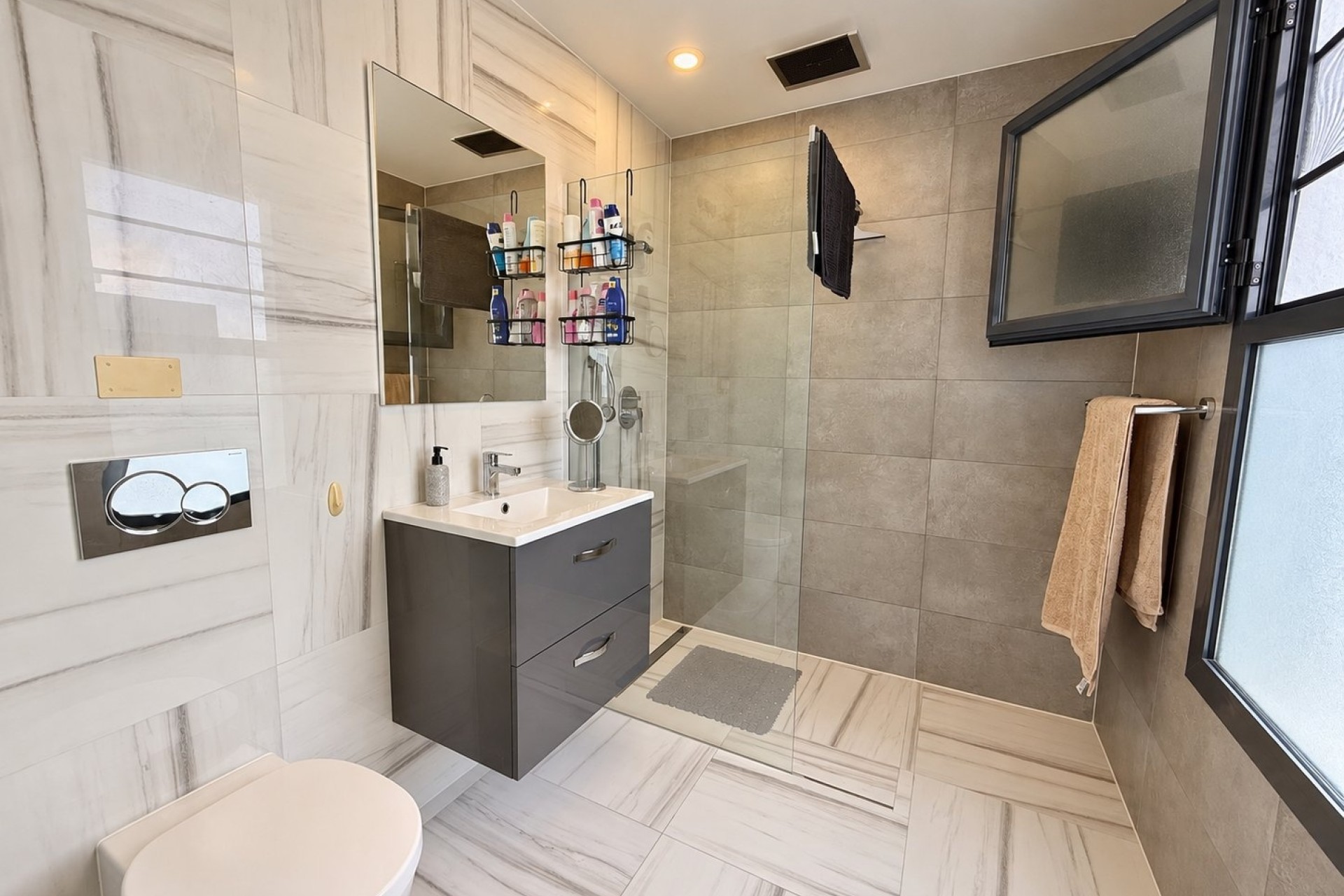 Revente - Appartement -
Orihuela Costa