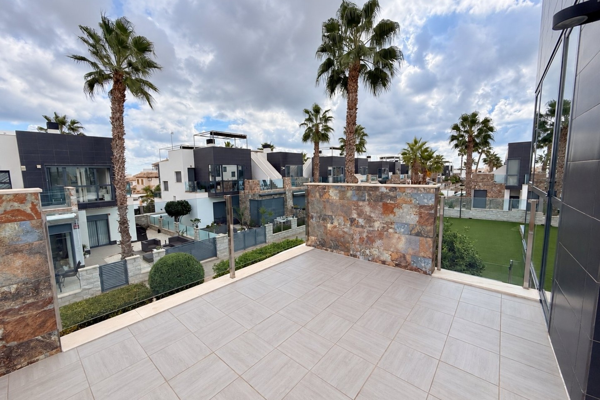 Revente - Appartement -
Orihuela Costa