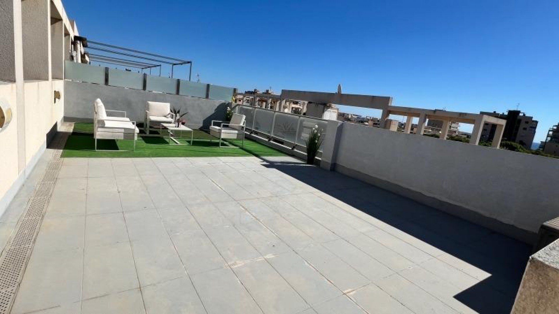 Revente - Appartement -
Pilar de la Horadada - Pueblo Latino