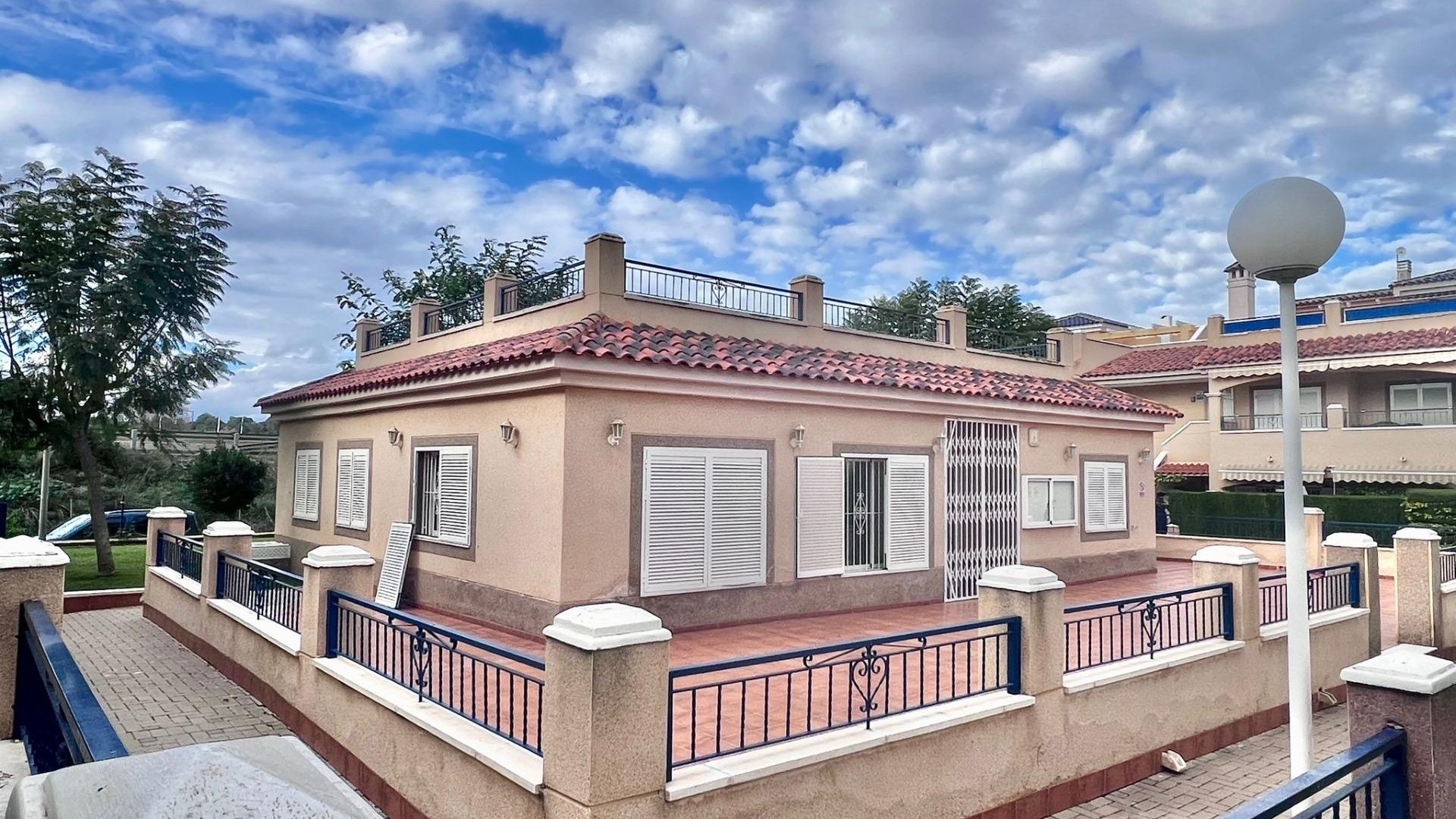 Revente - Appartement -
Pilar de la Horadada - RioMar