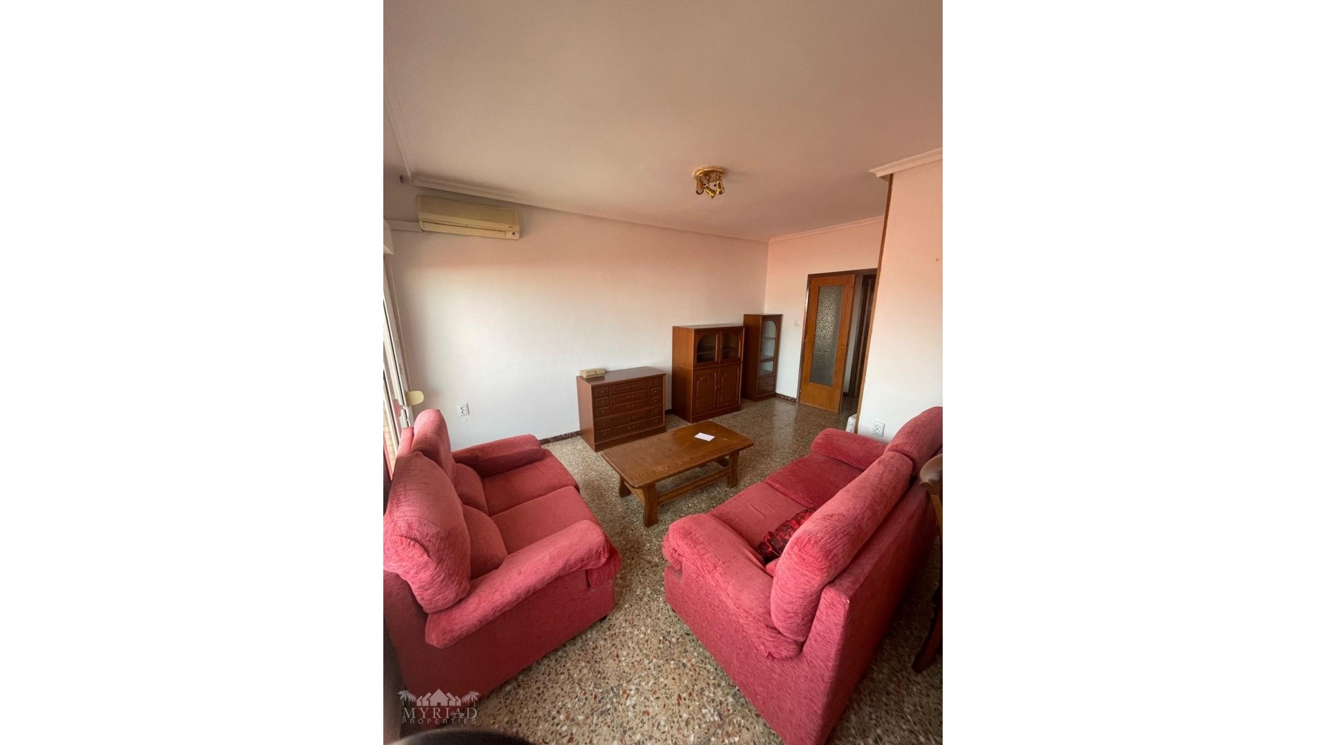 Revente - Appartement -
Pinoso - Pinoso Alicante