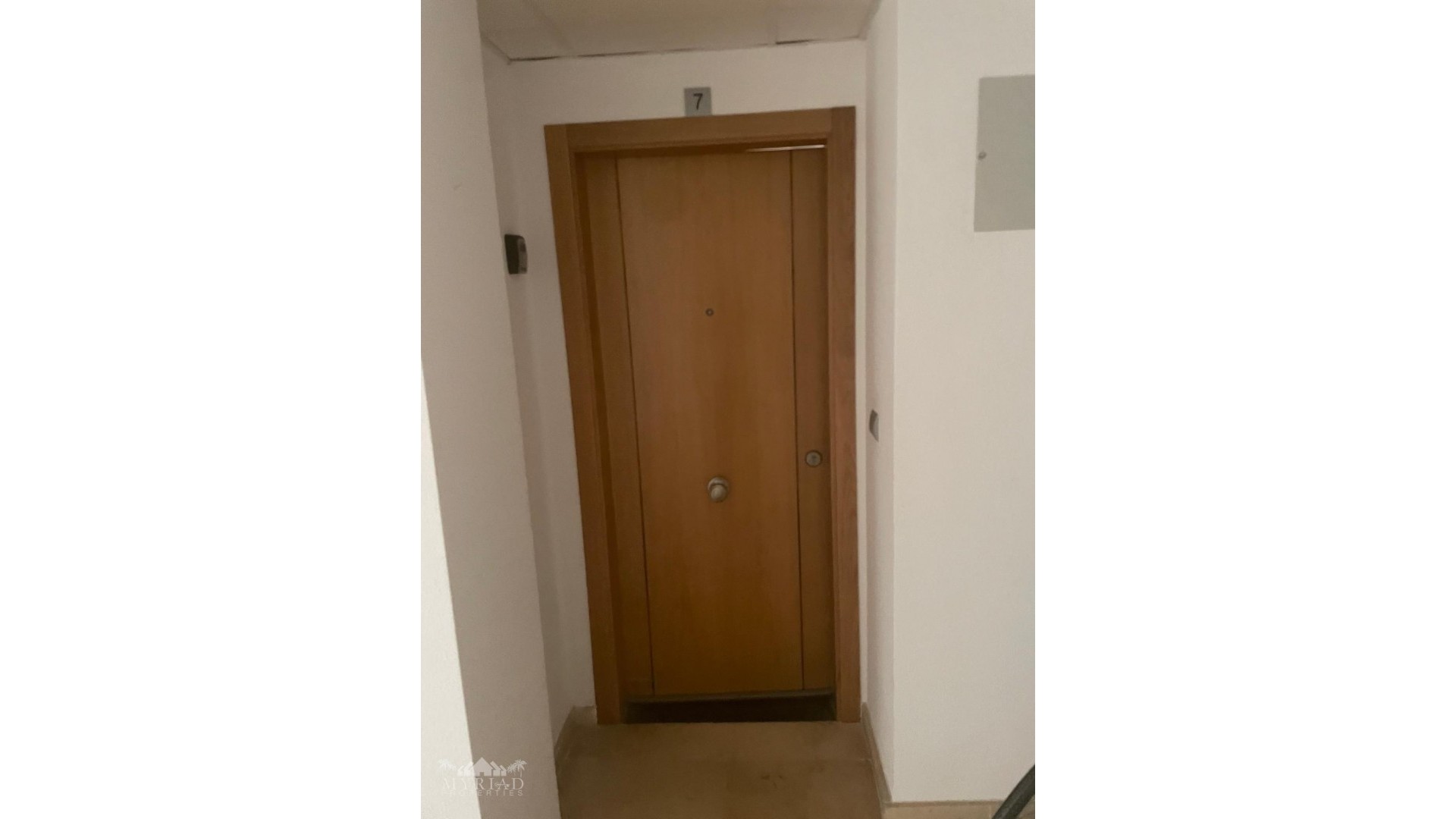 Revente - Appartement -
Pinoso - Pinoso Alicante