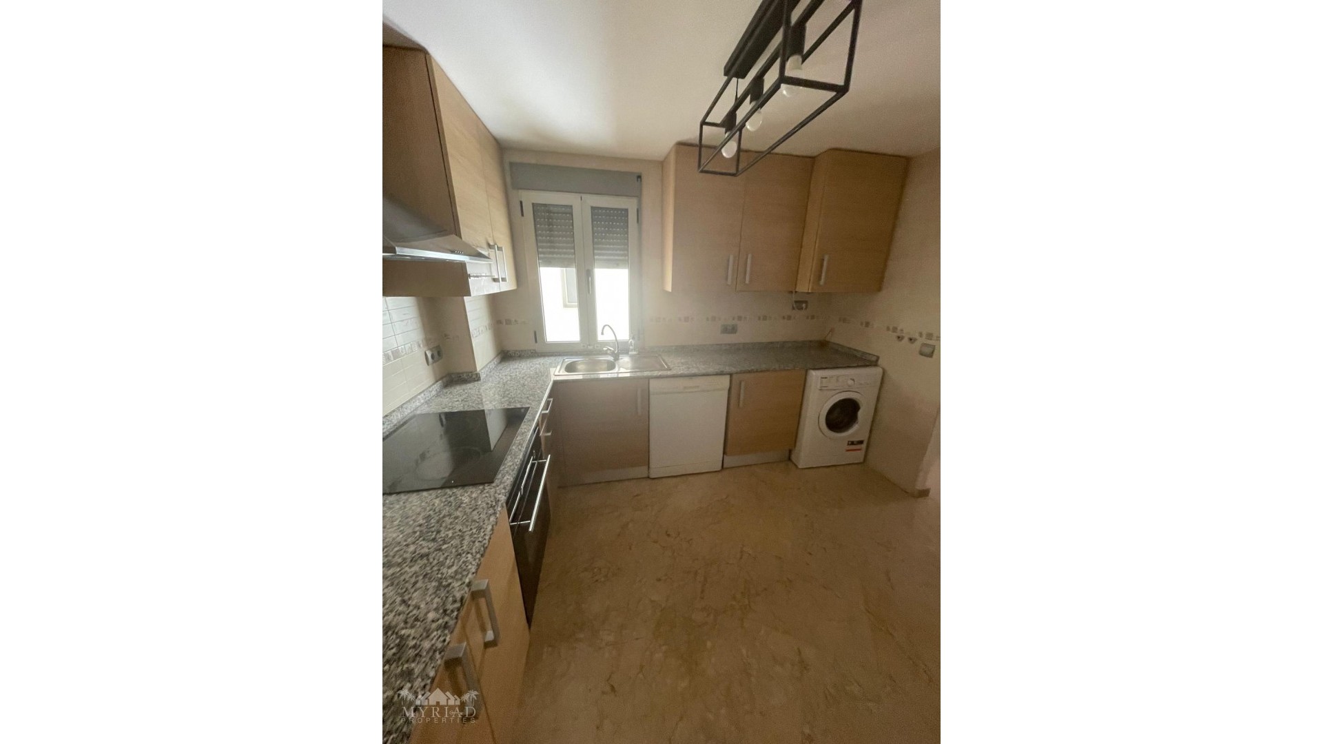 Revente - Appartement -
Pinoso - Pinoso Alicante