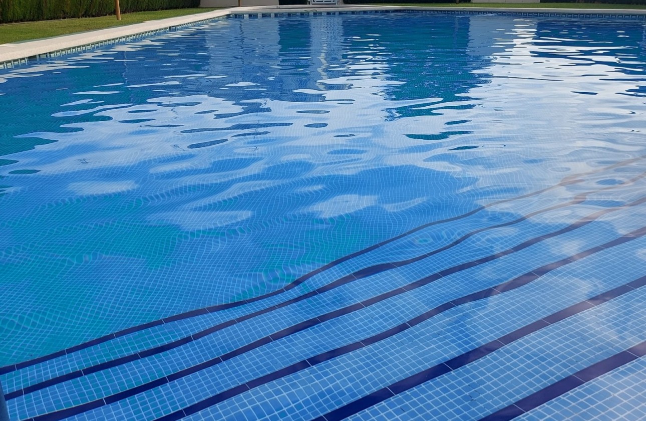 Revente - Appartement -
Playa Flamenca