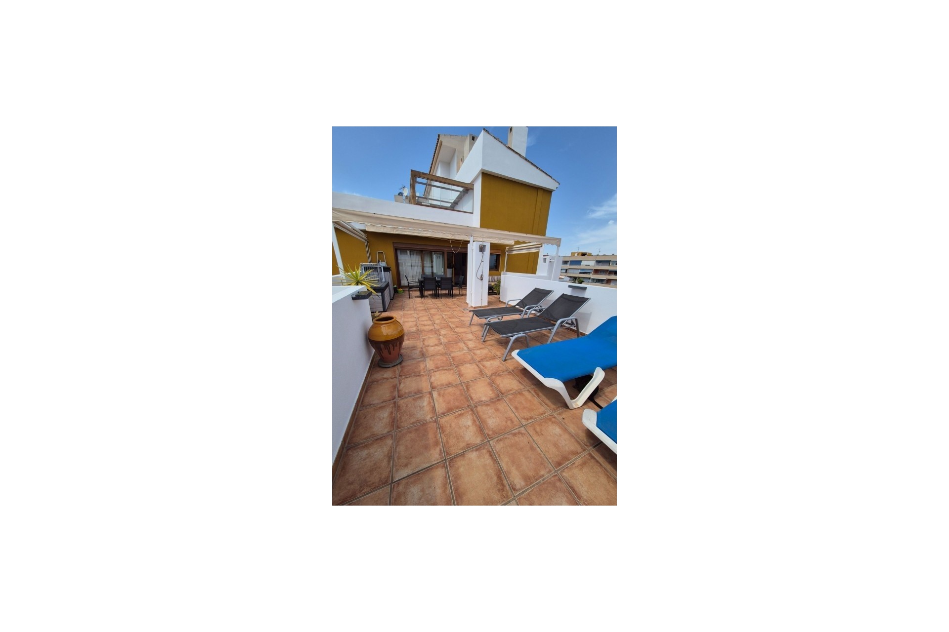 Revente - Appartement -
Punta Prima - Costa Blanca