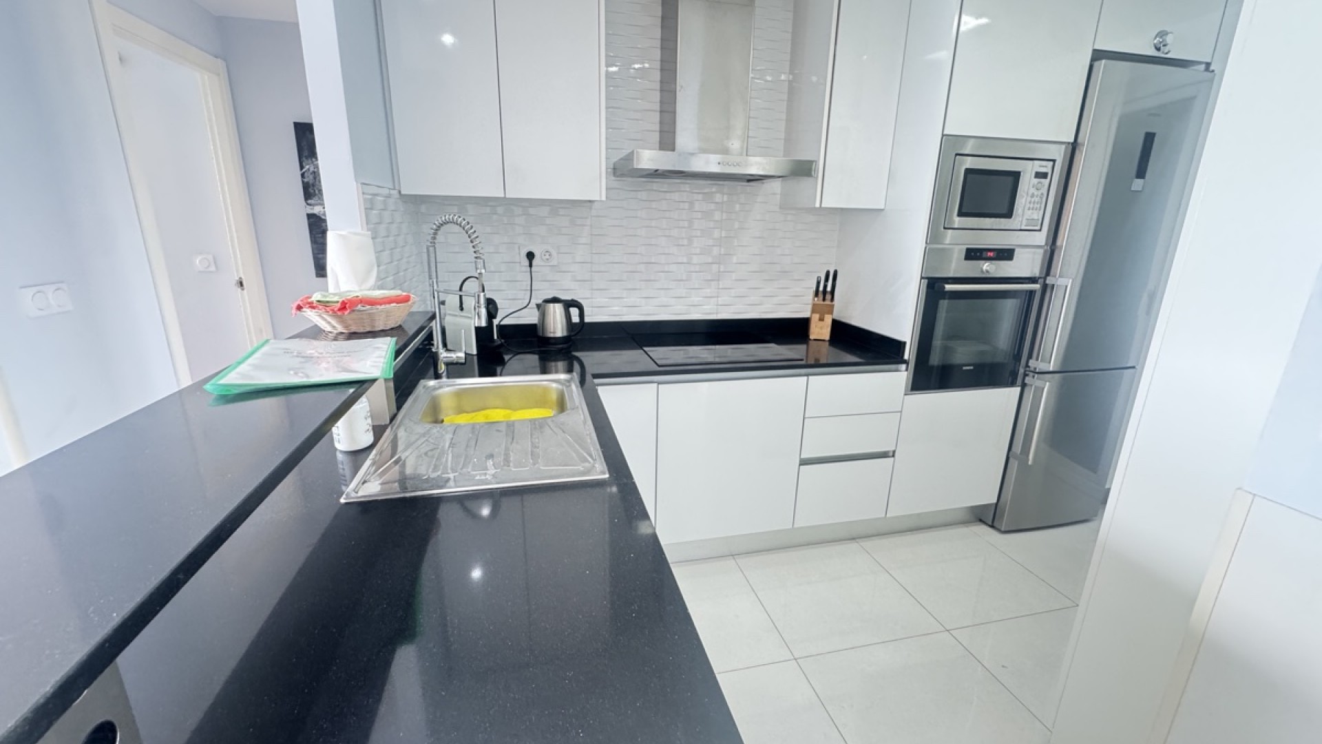 Revente - Appartement -
Punta Prima