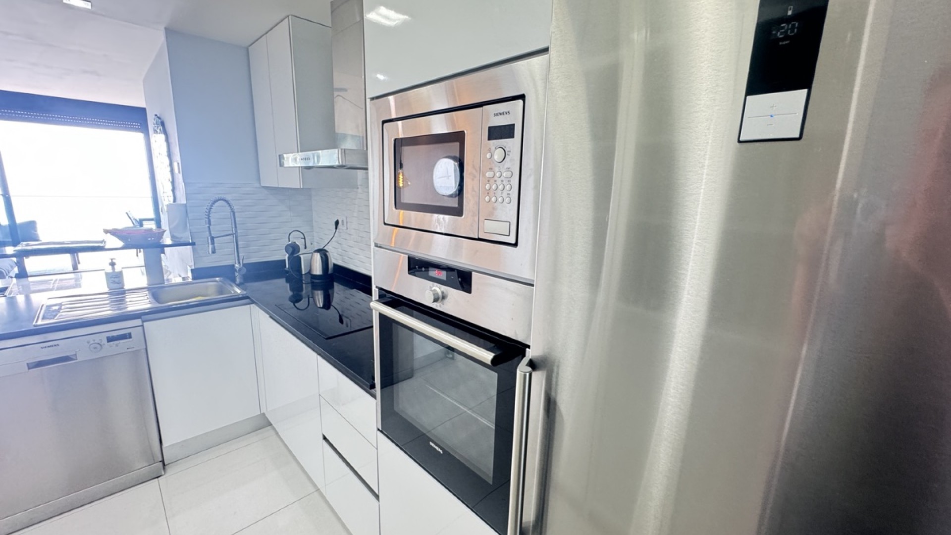 Revente - Appartement -
Punta Prima