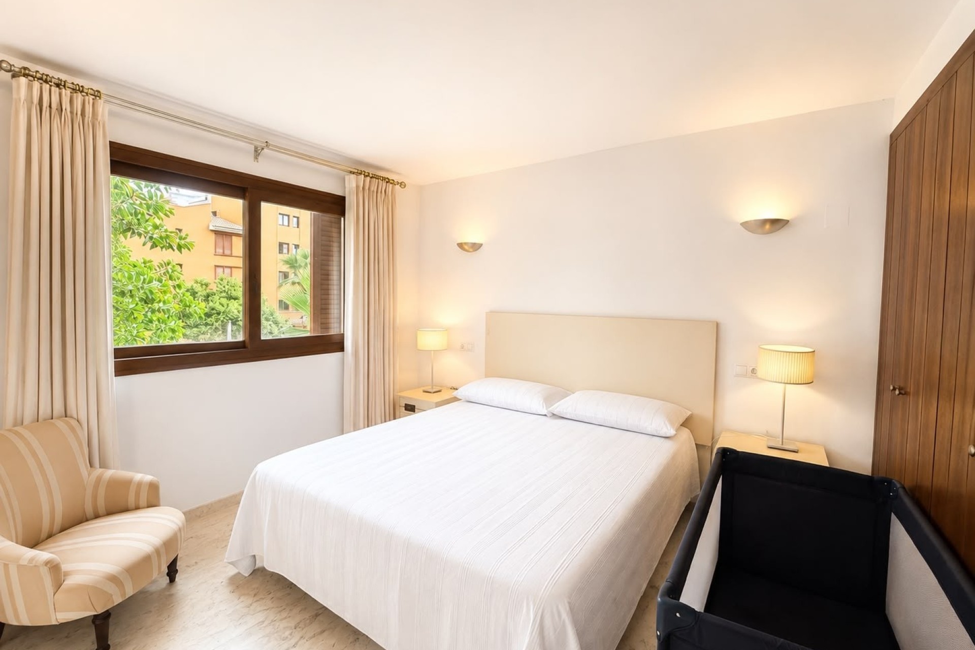 Revente - Appartement -
Punta Prima