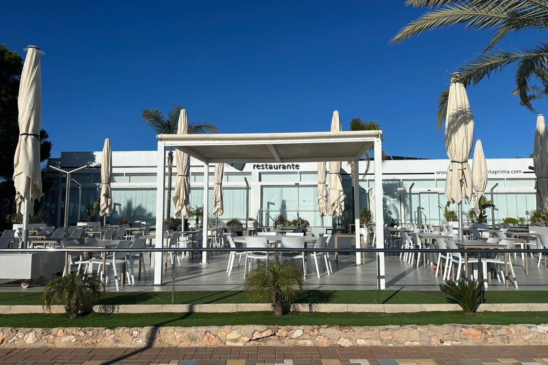 Revente - Appartement -
Punta Prima