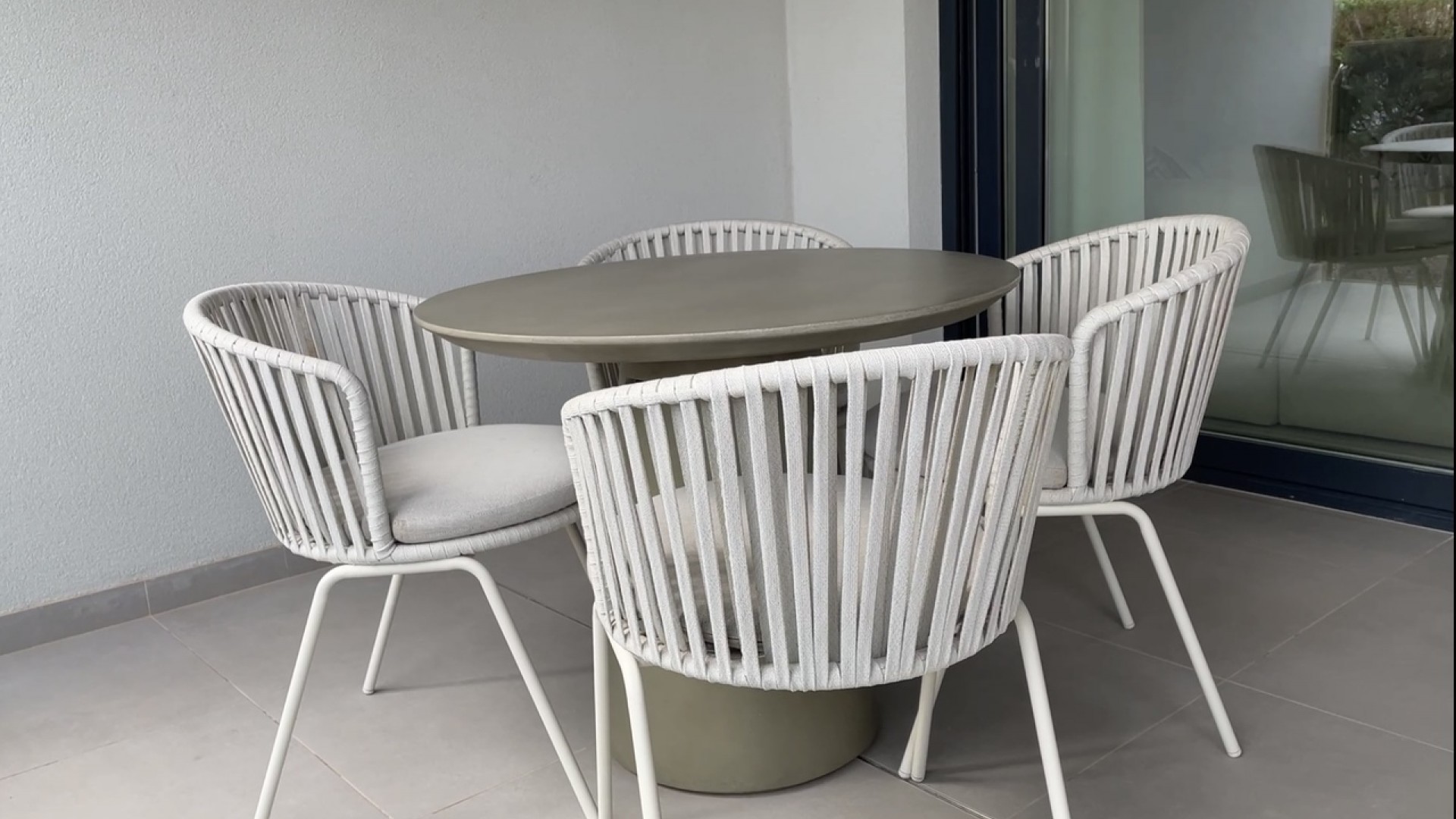 Revente - Appartement -
Punta Prima