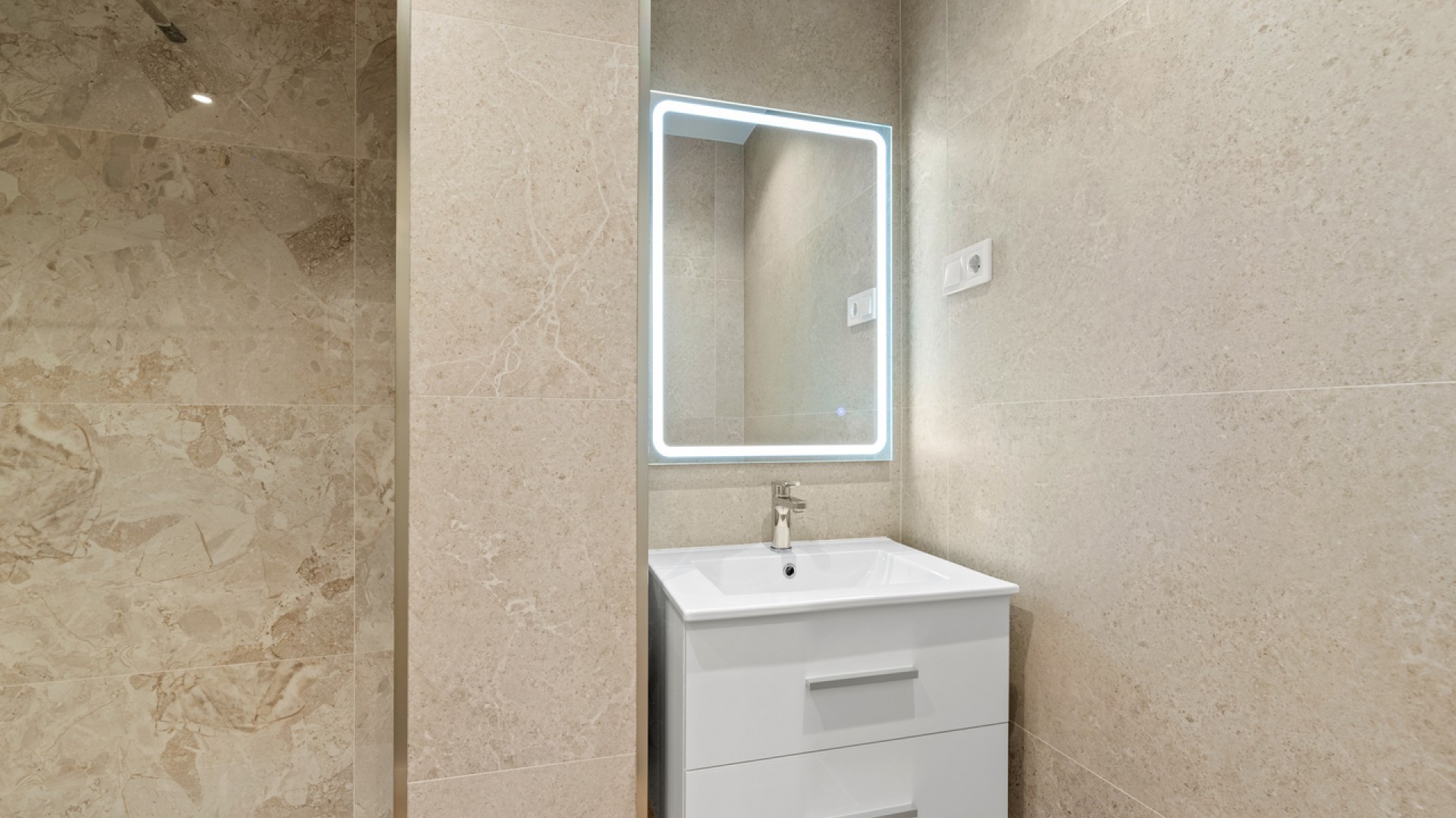 Revente - Appartement -
Punta Prima