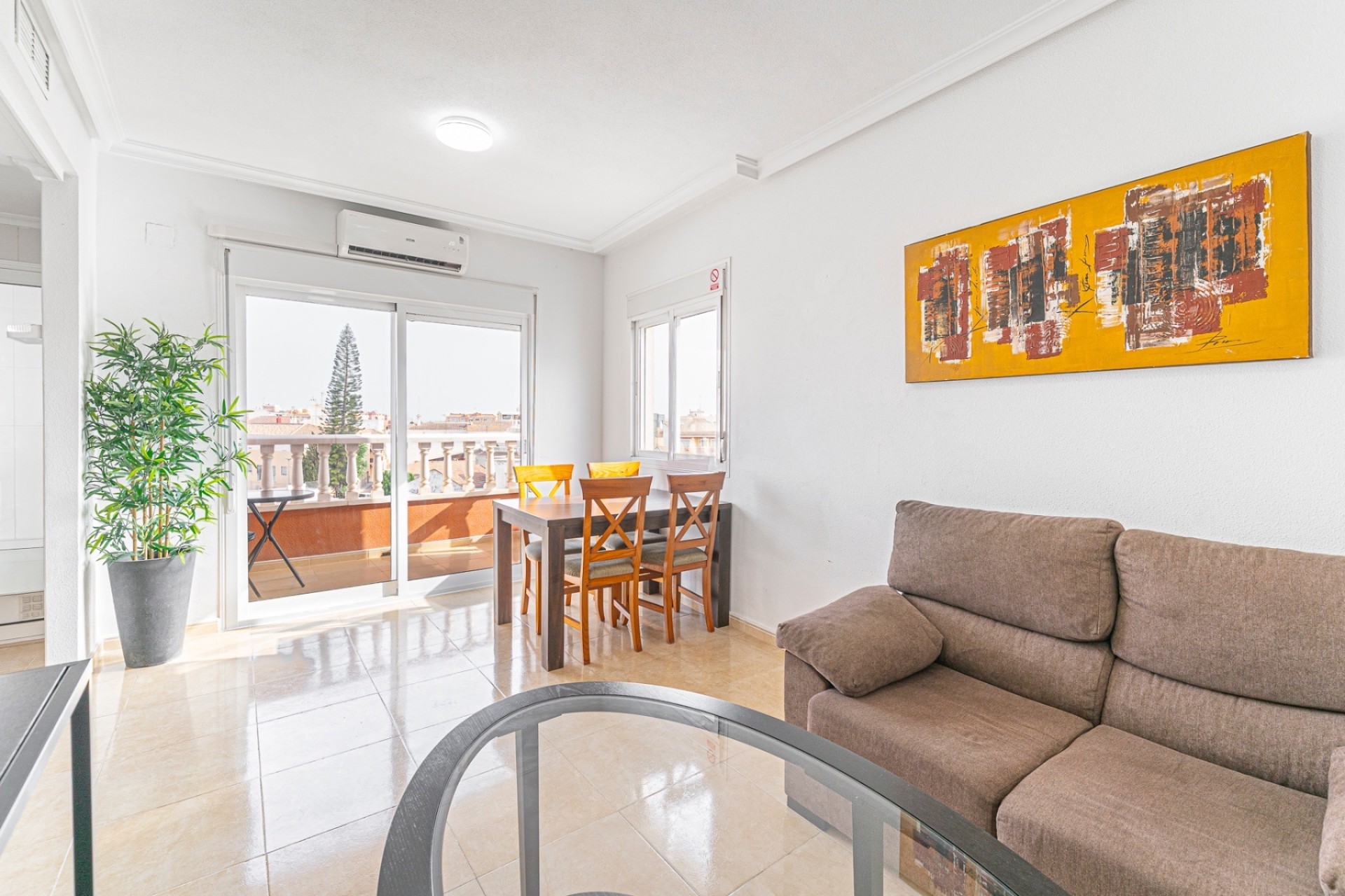 Revente - Appartement -
Rojales