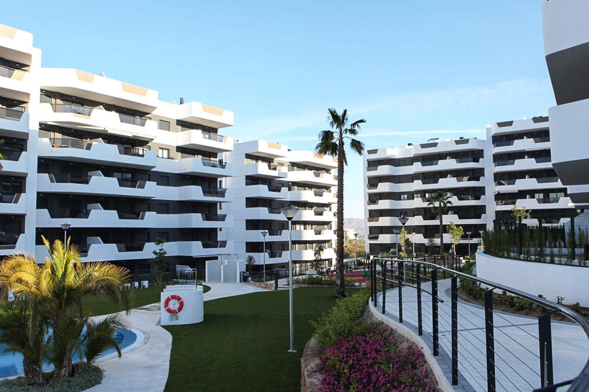Revente - Appartement -
Santa Pola