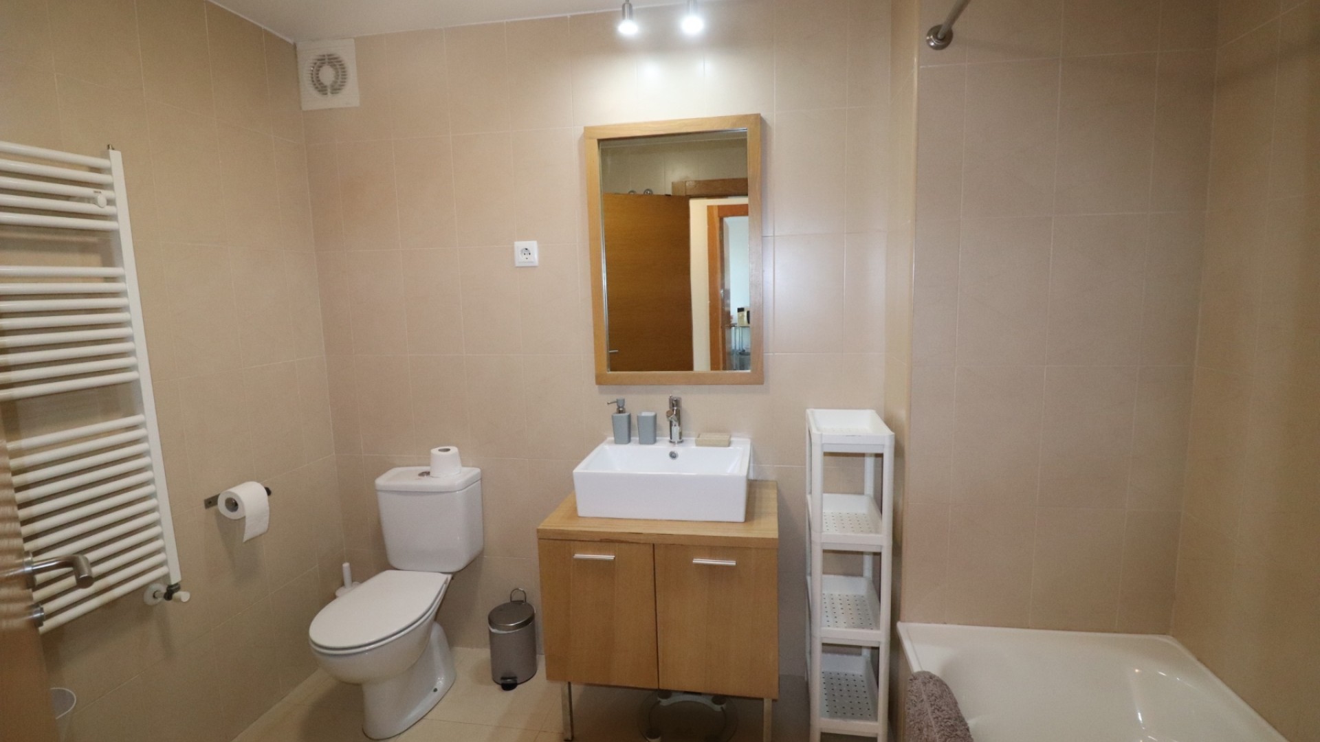 Revente - Appartement -
Sucina