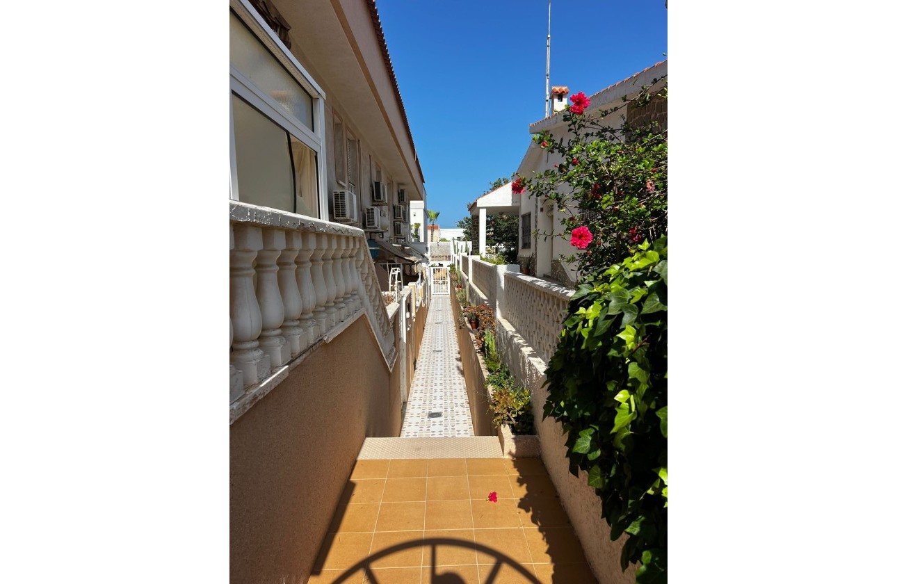 Revente - Appartement -
Torrevieja - 0