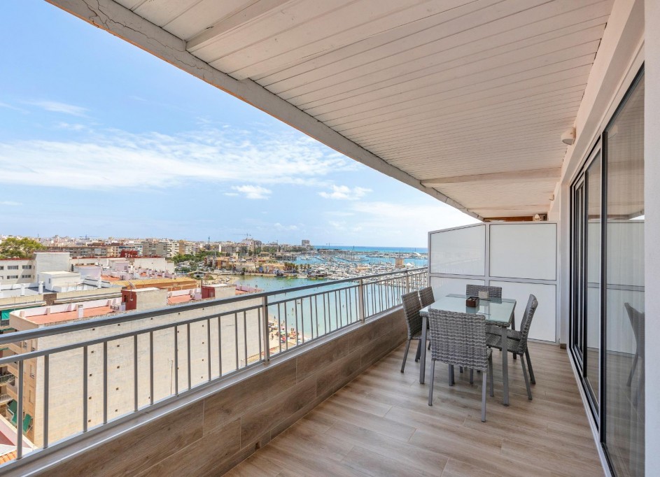 Revente - Appartement -
Torrevieja - Acequion