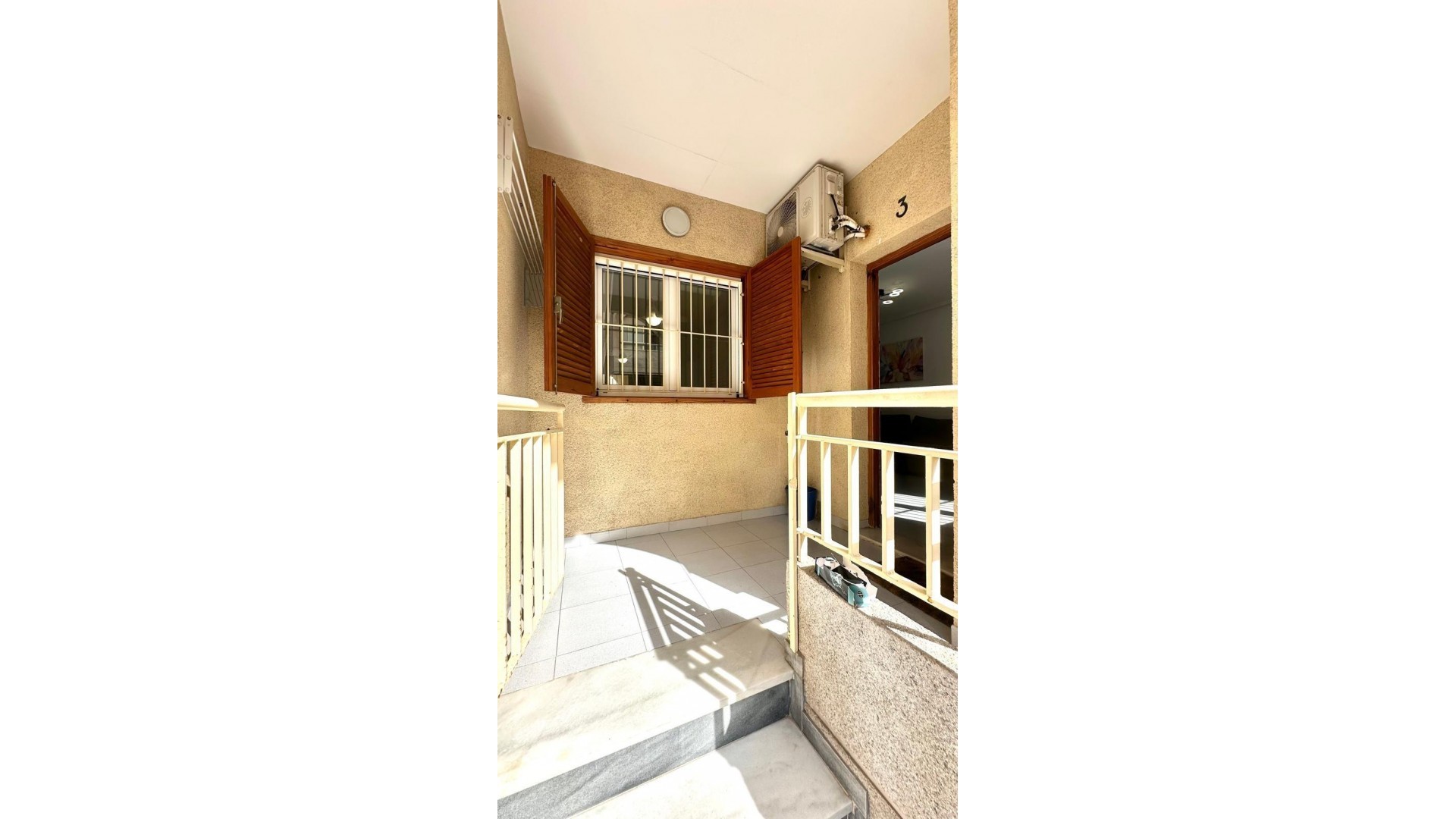 Revente - Appartement -
Torrevieja - Acequion