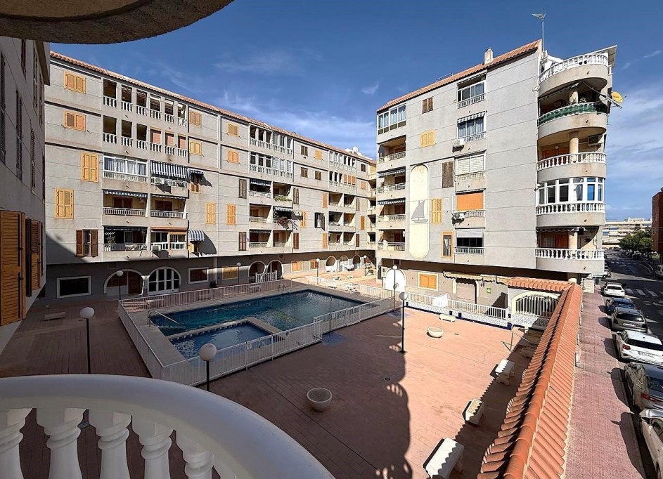 Revente - Appartement -
Torrevieja - Acequion